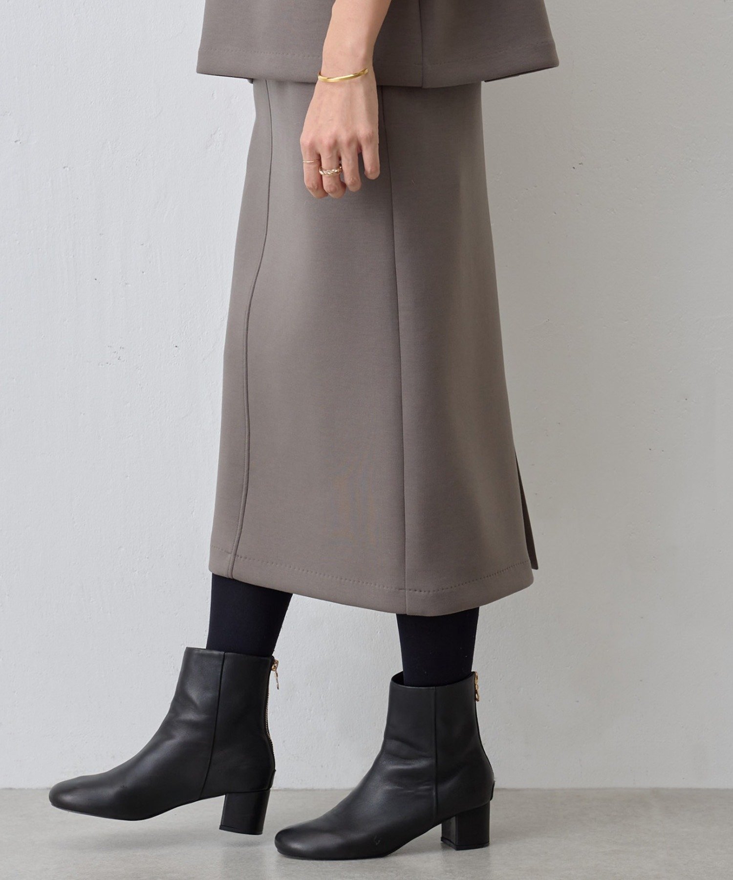 BEARDSLEY｜ダンボールタイトスカート | Rakuten Fashion(楽天