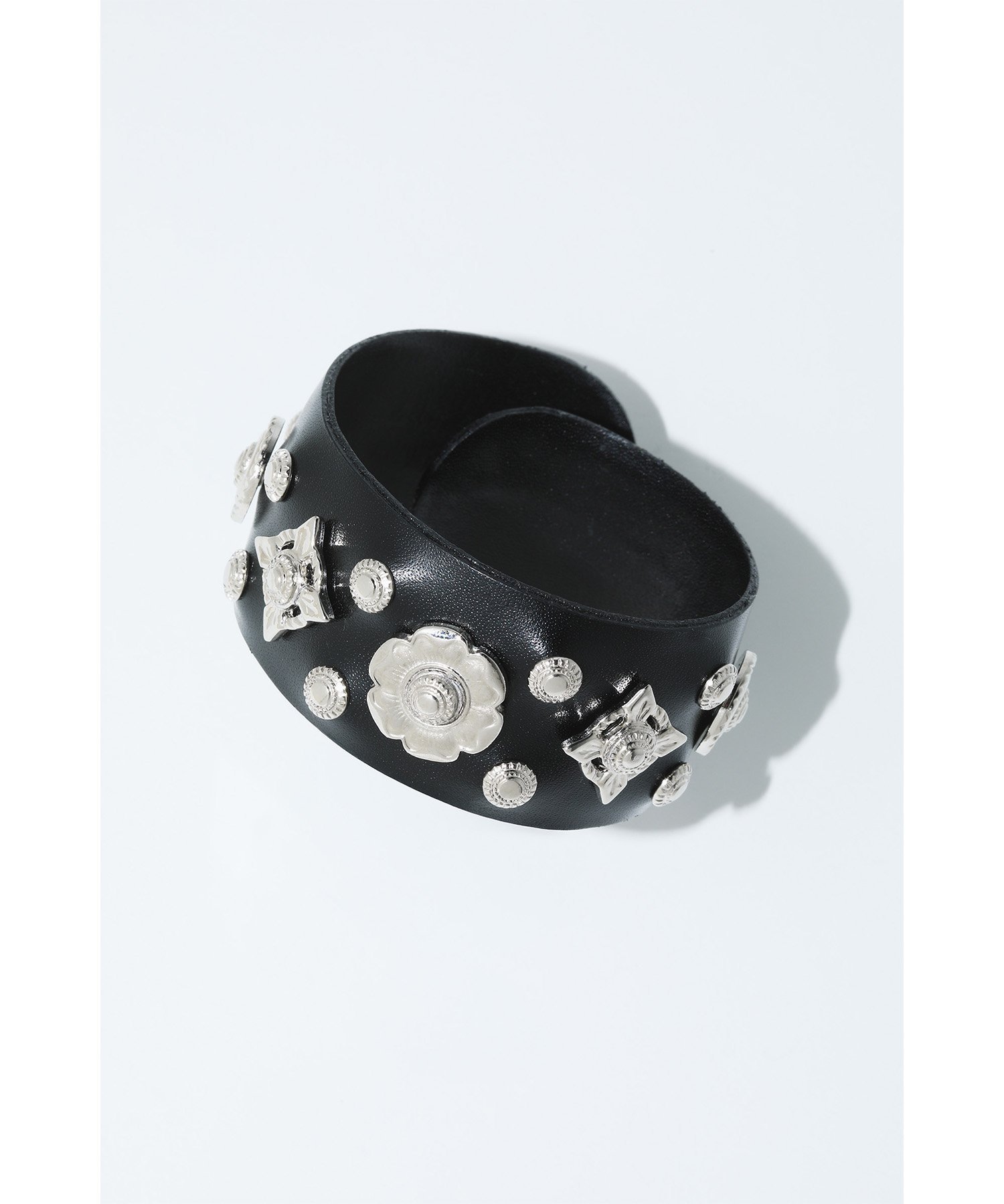 TOGA｜Leather roll bangle | Rakuten Fashion(楽天ファッション／旧