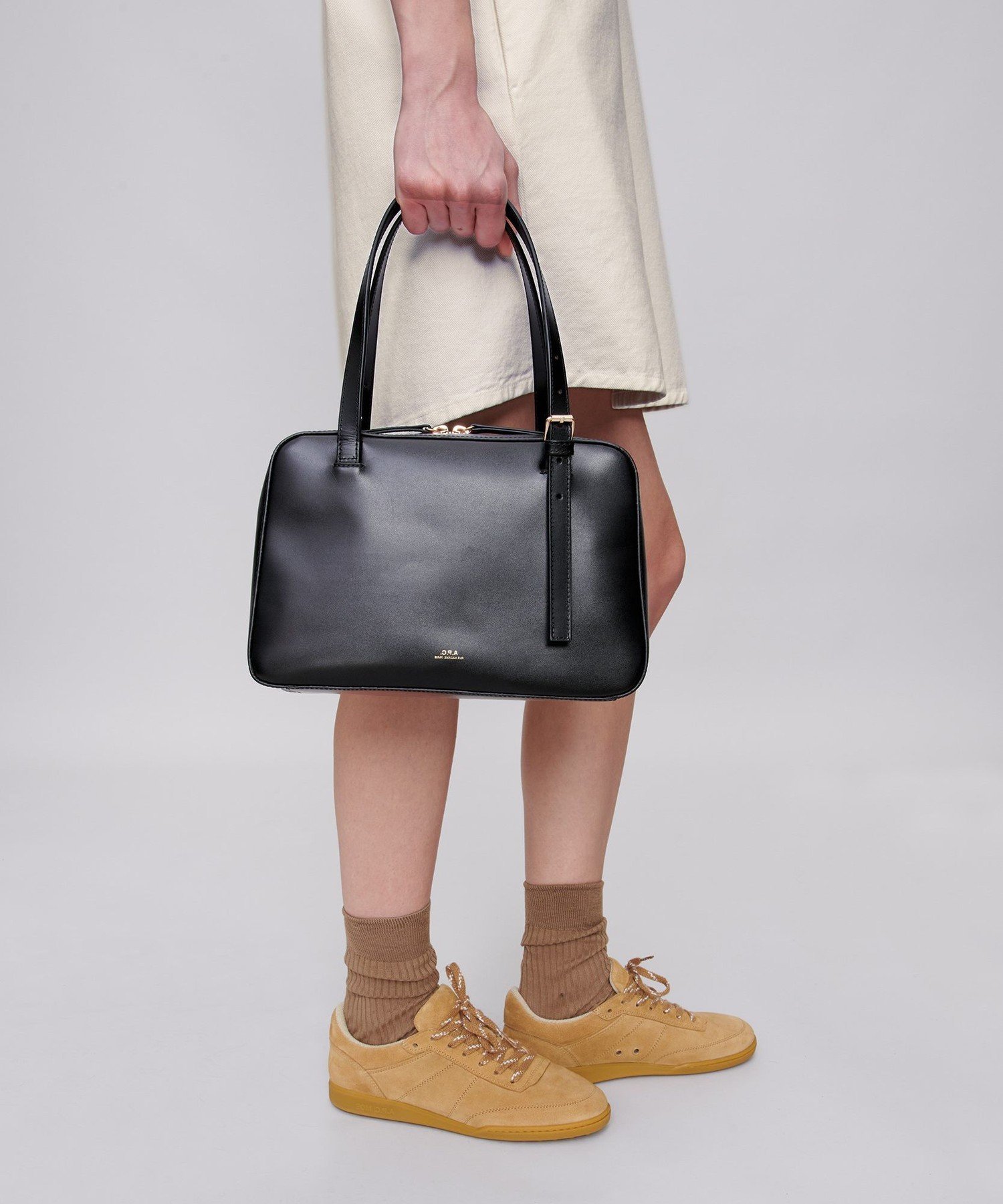 A.P.C.｜Virginie ボックスバッグ | Rakuten Fashion(楽天ファッション