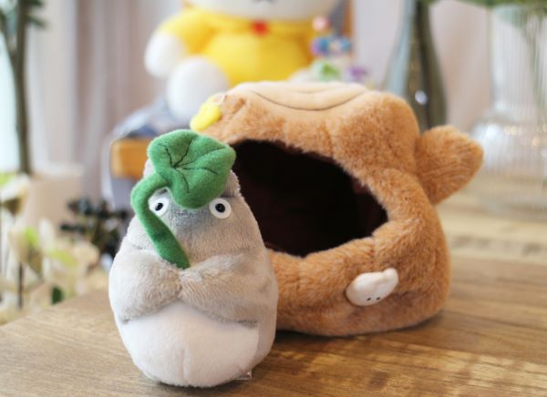 楽天市場】【N046】ぬいぐるみ「となりのトトロ」のトトロ木のお家