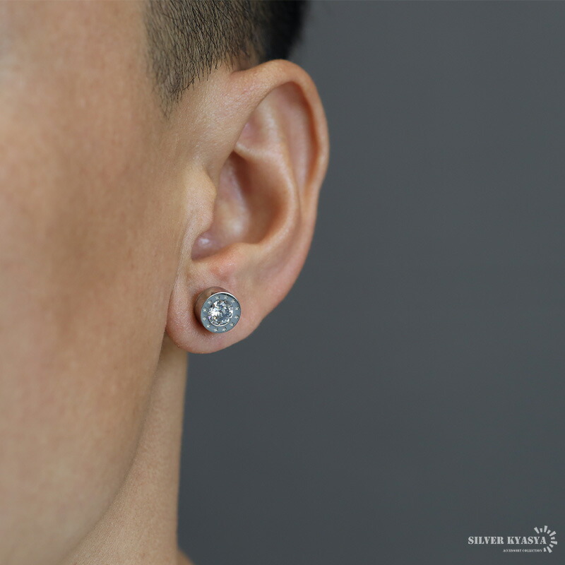 星形ストーン付きシルバーピアス(片耳用) 星形ストーン付きシルバー
