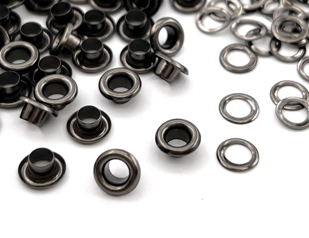 楽天市場】「ハ4」200個入 ハトメ 鳩目 穴径4mm 丸潰しハトメ 厚材質