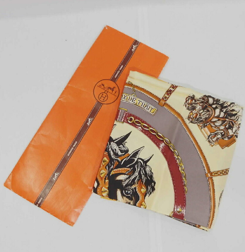 楽天市場】未使用級 HERMES エルメス カレ90 CHEVAUX DE TRAIT 輓馬