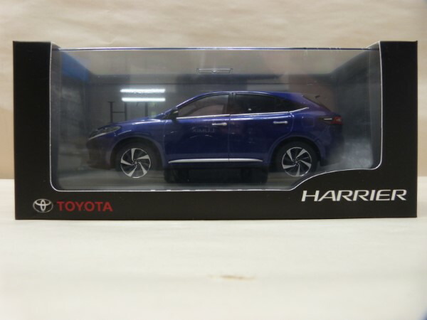 1/30 トヨタ ハリアー HARRIER 非売品ミニカー8W7 TOYOTA 1/30 トヨタ