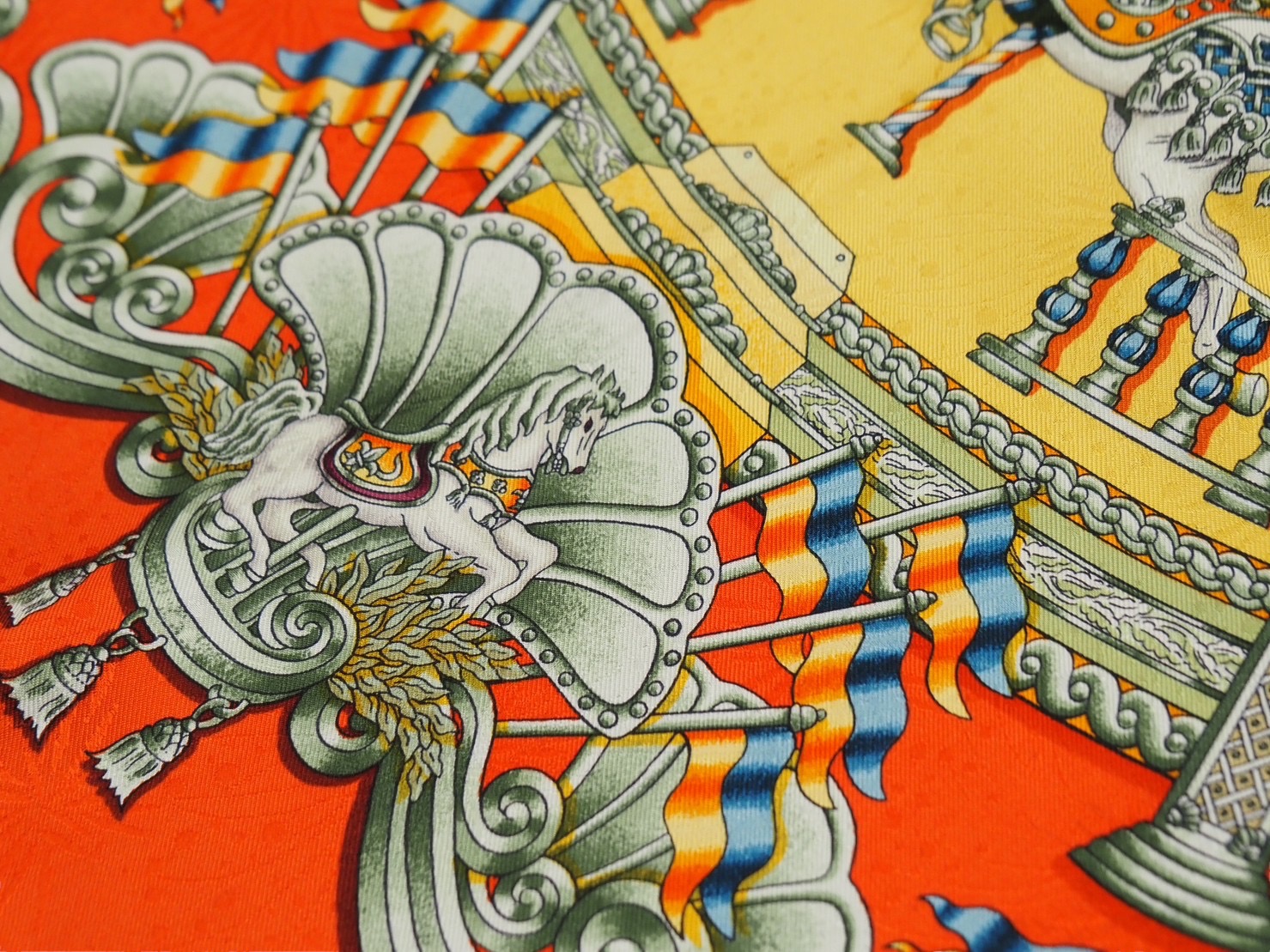 楽天市場】HERMES エルメス スカーフ カレ90 シルク LUNA PARK 遊園地