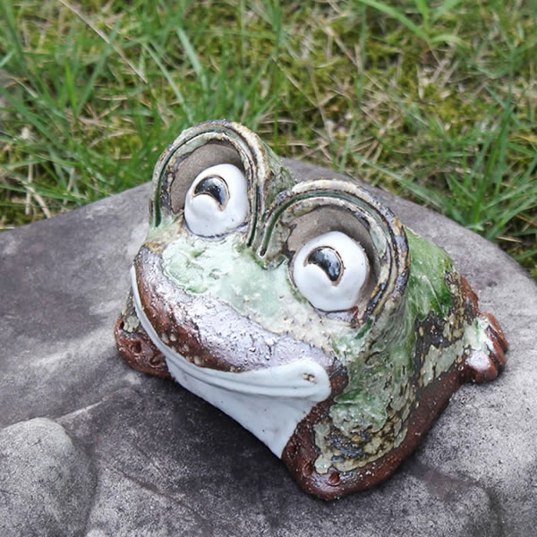 楽天市場】【ポイント10倍】信楽焼 カエル 置物 陶器 縁起物カエル お