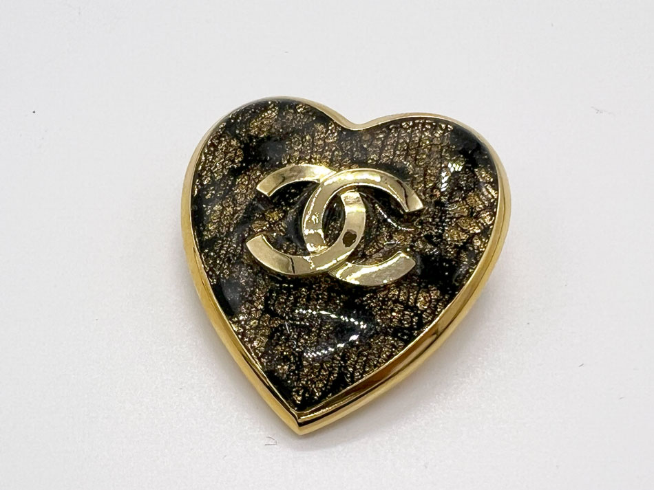 楽天市場】CHANEL シャネル ブローチ ハート CCマーク ゴールド C24K