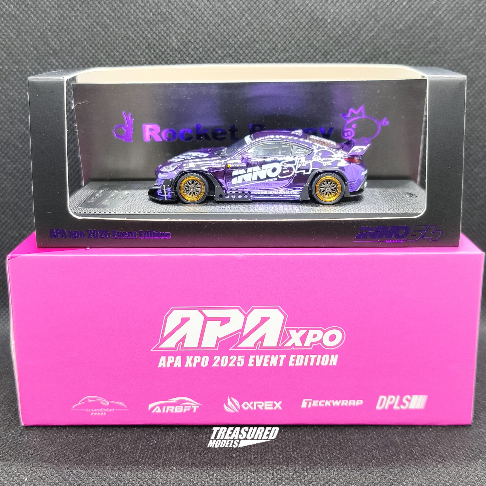 Inno64 Toyota CHASE GR86 Pandem Rocket Bunny Pink APAxpo 2025 1/64
