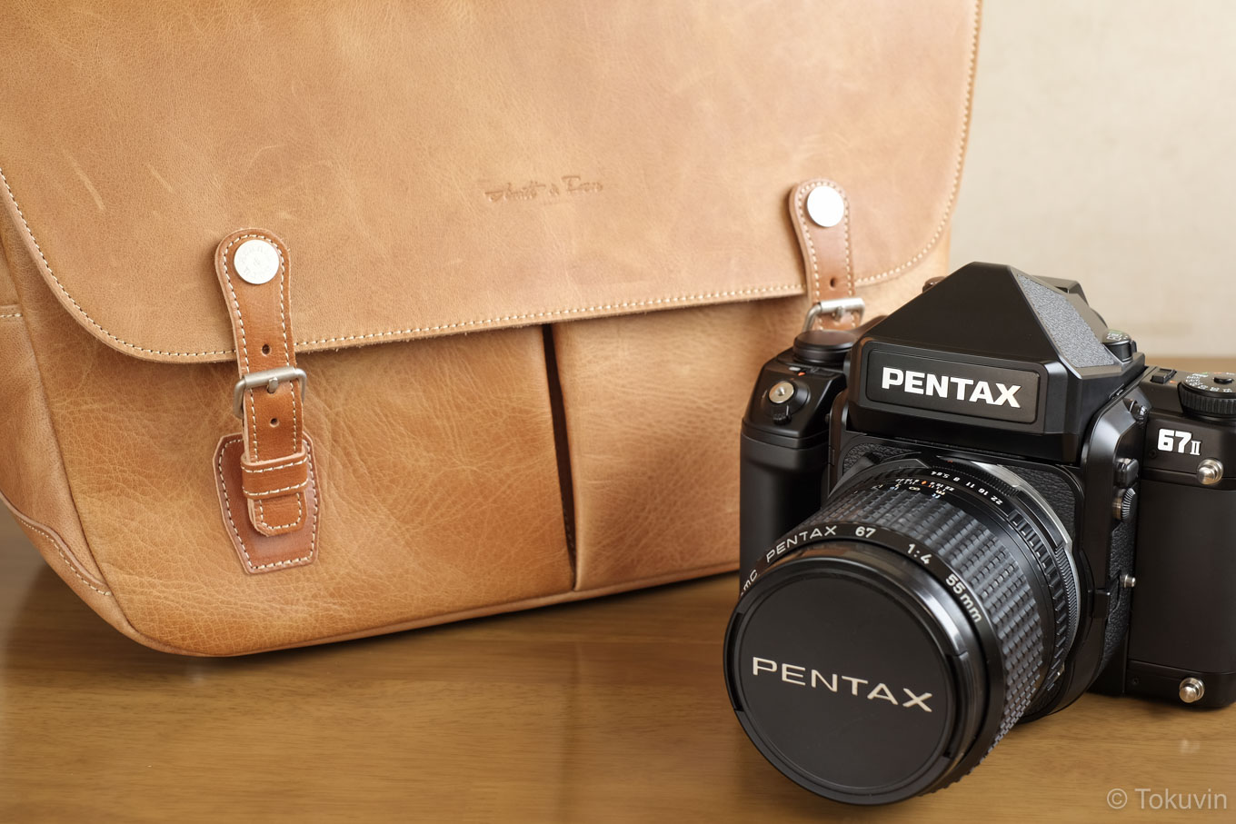 アクリュのカメラバッグ「ボノ」を購入した | Tokuvin Travel