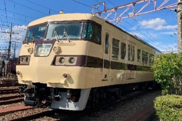 国鉄番号板クハ117‐12堀字 国鉄番号板クハ117‐12堀字 国鉄117系