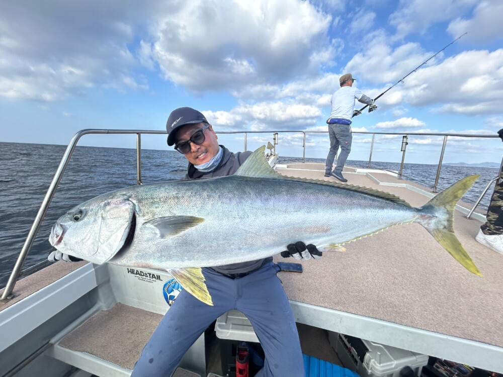 五島列島 STATUS ヒラマサキャスティング（Whiteinsight 8210 Proto