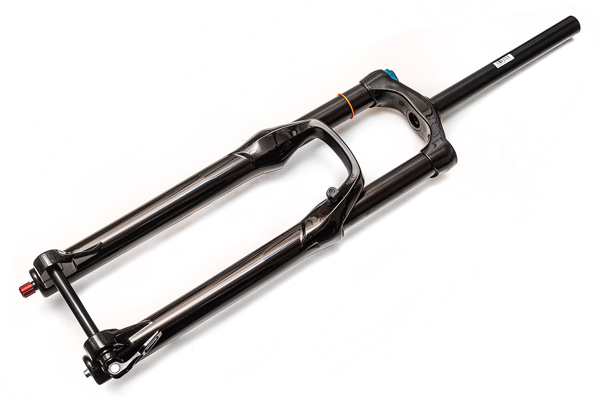 サスペンションフォーク 黒/銀 サスペンションフォーク 黒/銀 2025年