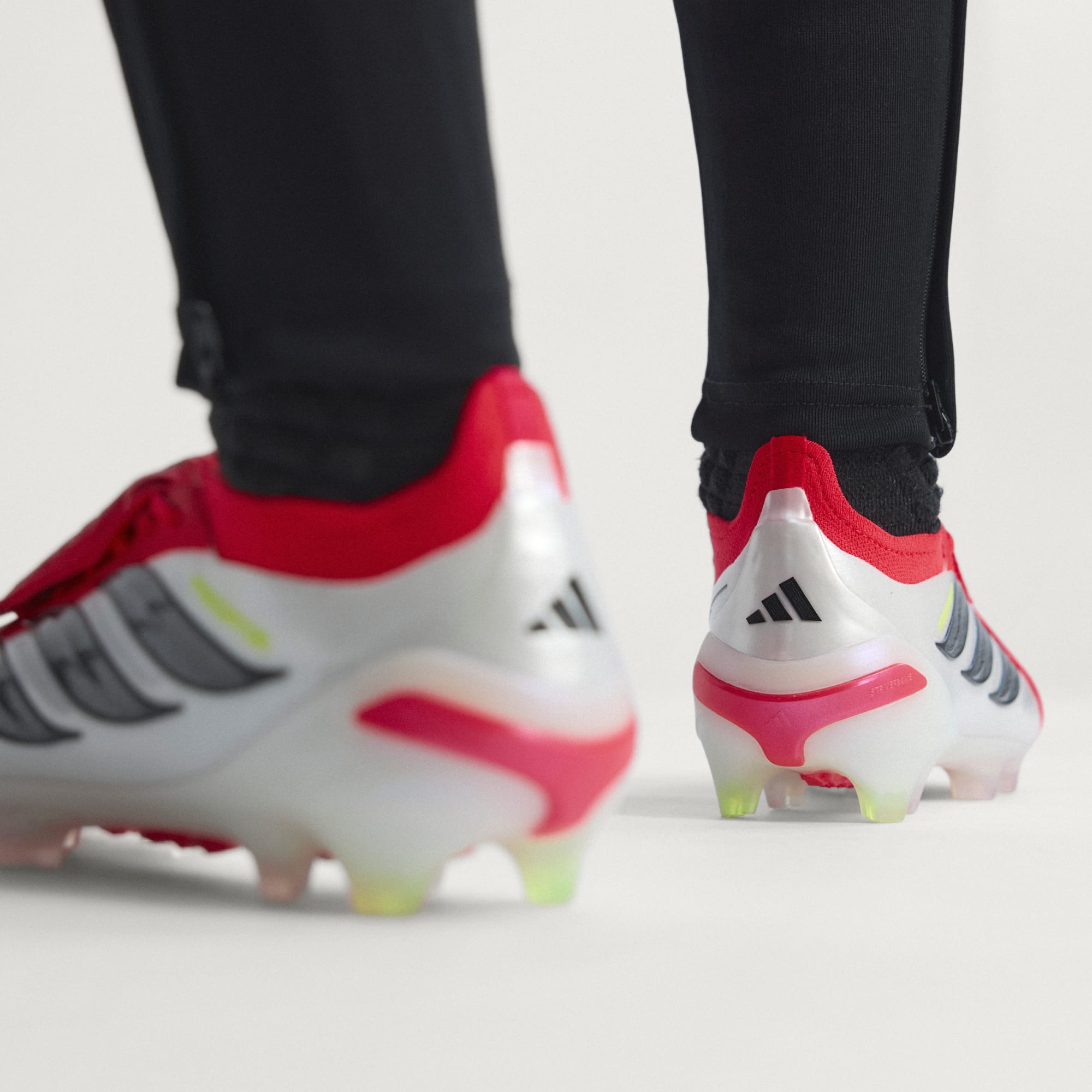 Predator Elite FT FG [Lucid Red/Core Black/Cloud White] – Tursi