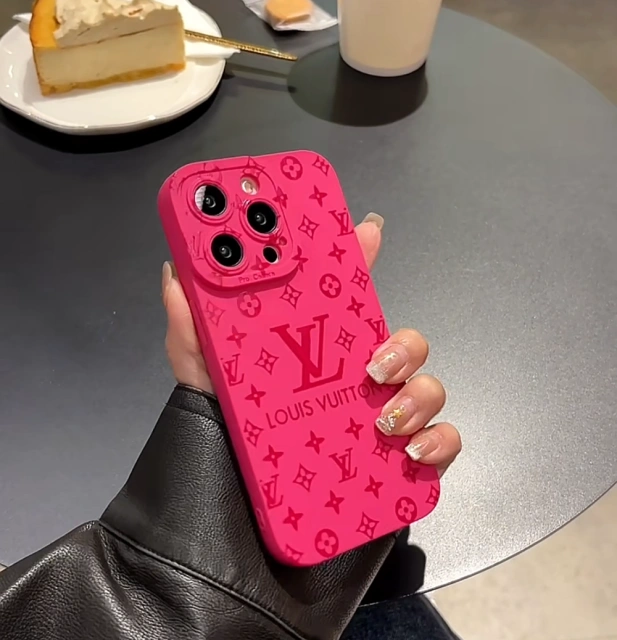 ヴィトン iPhone15 Plusケース モノグラム iPhone15 Pro Maxケース