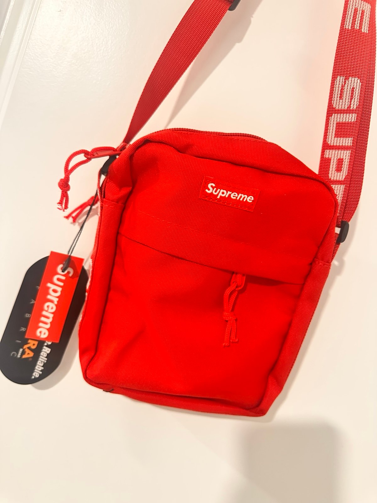 Red Supreme SS18 Cross-body Bag New | Mercari