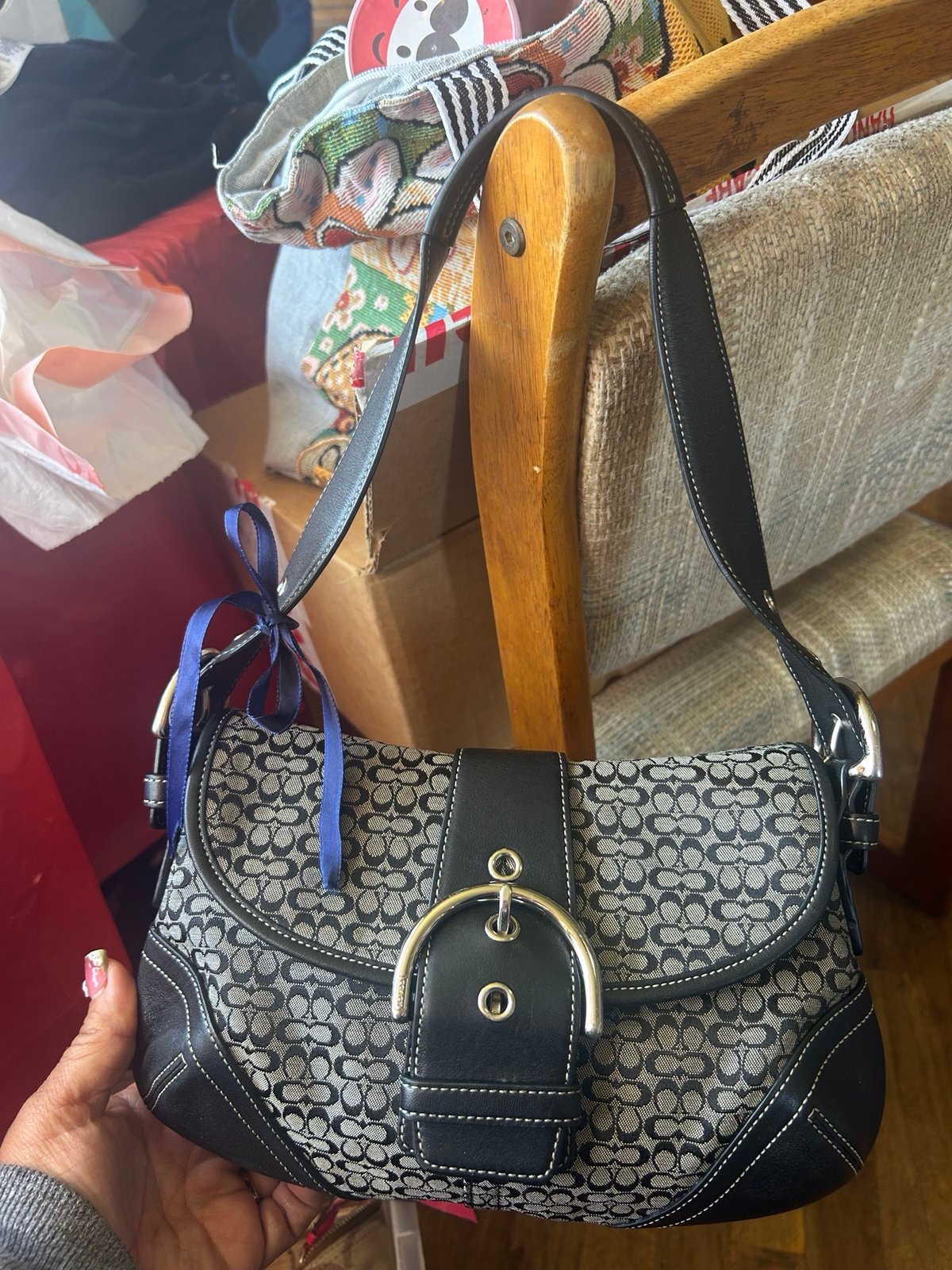 GORGEOUS COACH SOHO Black Leather Signature | Mercari