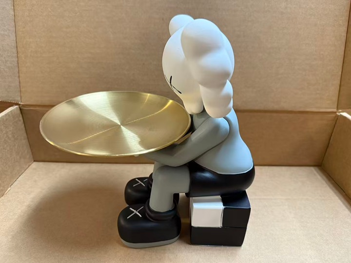 Grey Sitting Figures 8 inch Key Holder | Mercari