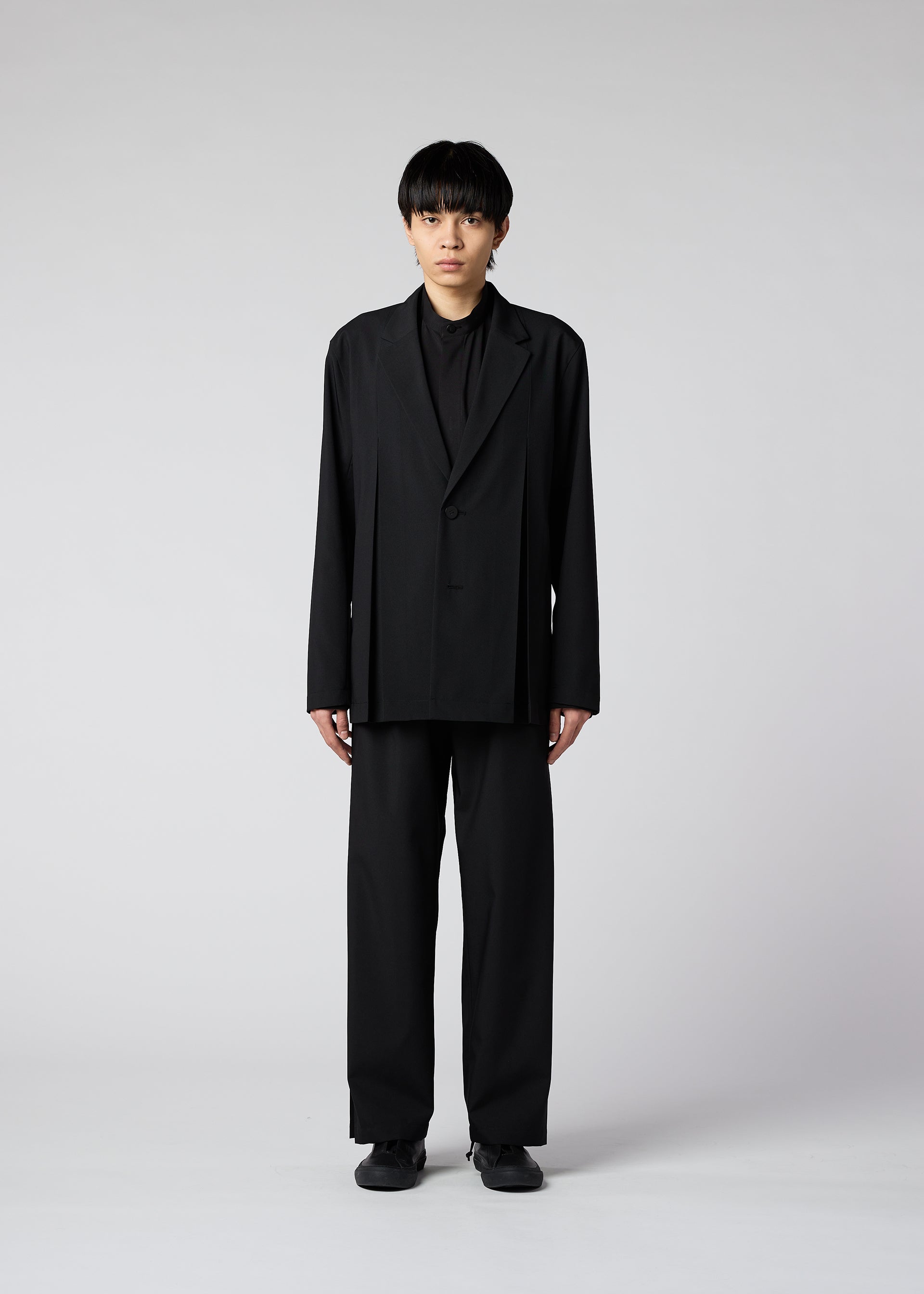 LA58FF230 – The official ISSEY MIYAKE ONLINE STORE | ISSEY MIYAKE UK