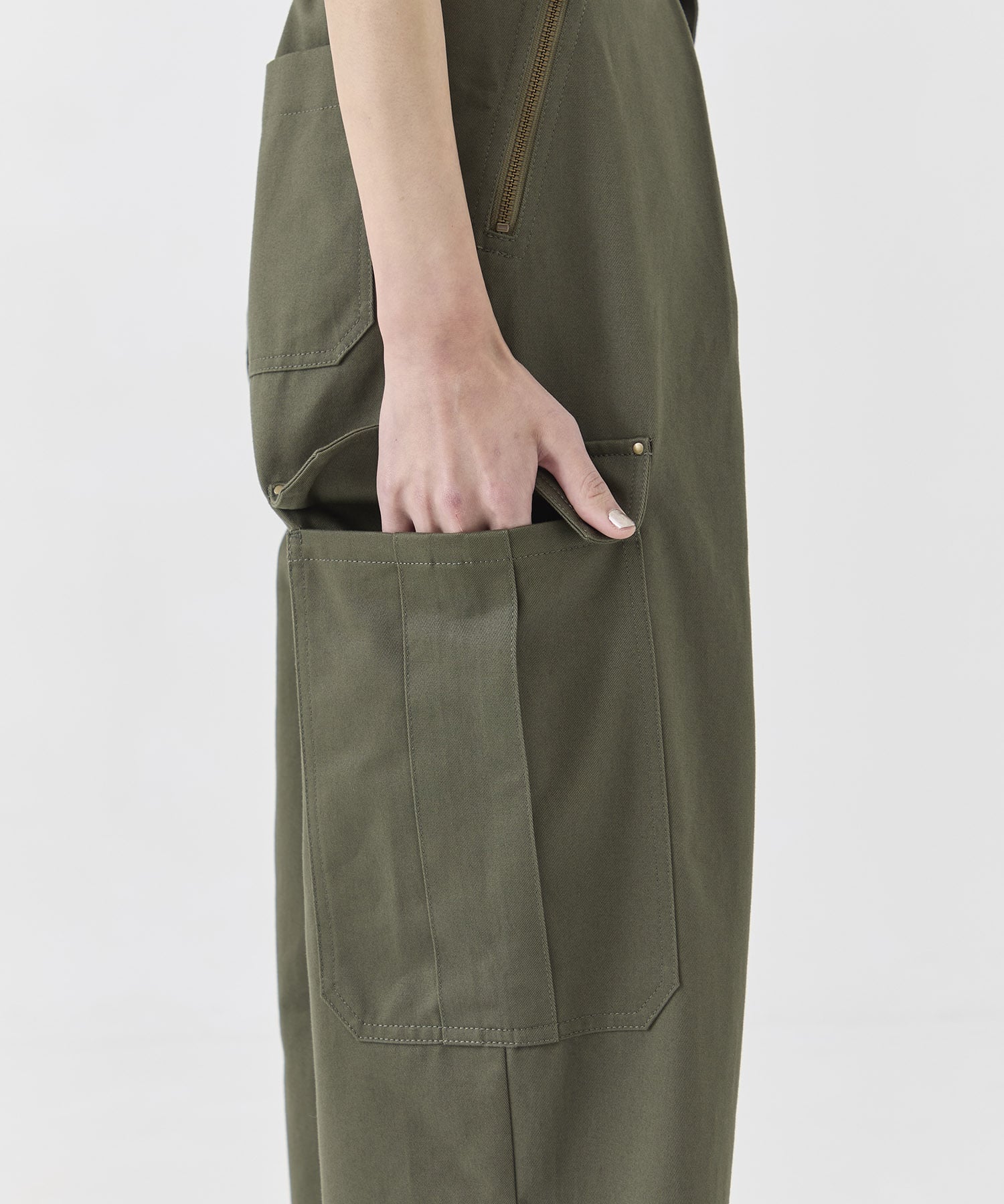 ワイドタックカーゴパンツ(1 KHAKI): : ウィメンズ｜UNITED TOKYO