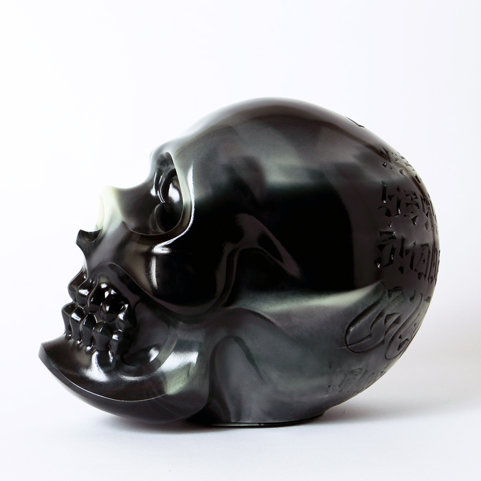 USUGROW / HASADHU SHINGON SKULL SOFT VINYL SCULPTURE IN GLOW IN