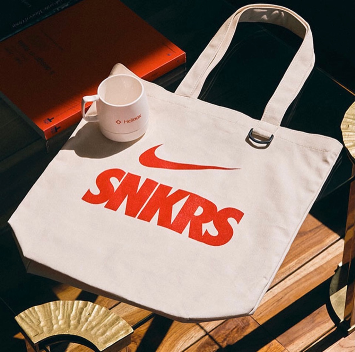 Nike × Helinox 韓国版SNKRSの4周年記念イベントが海外9月25日に開催