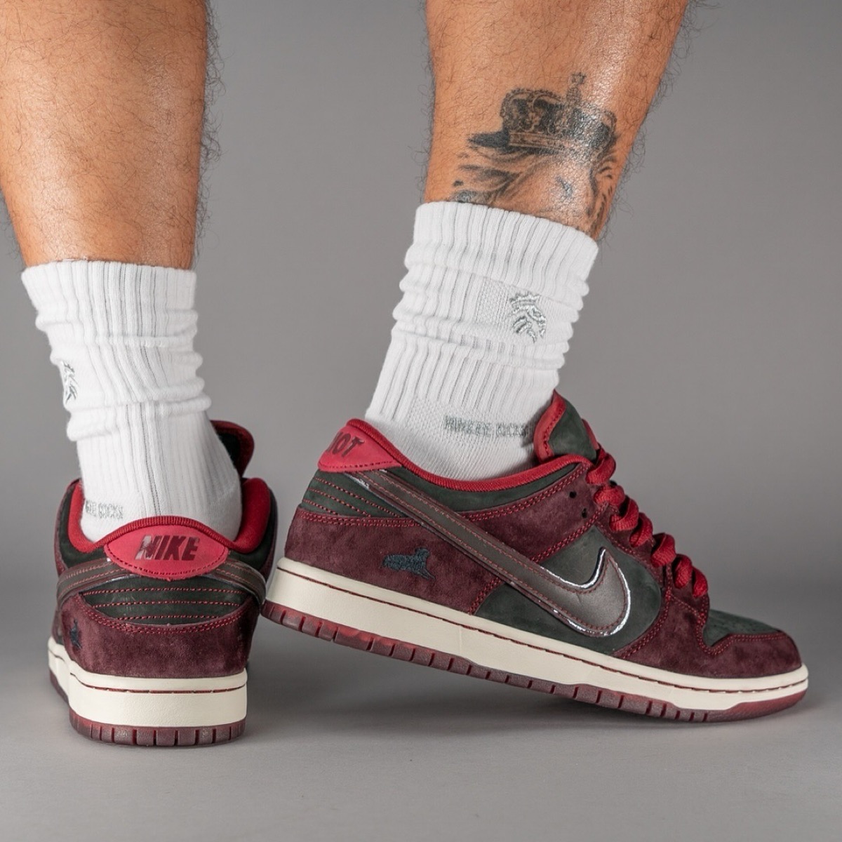 RIOT SKATEBOARDS x Nike SB Dunk Low Pro QSが国内1月22日／1月24日