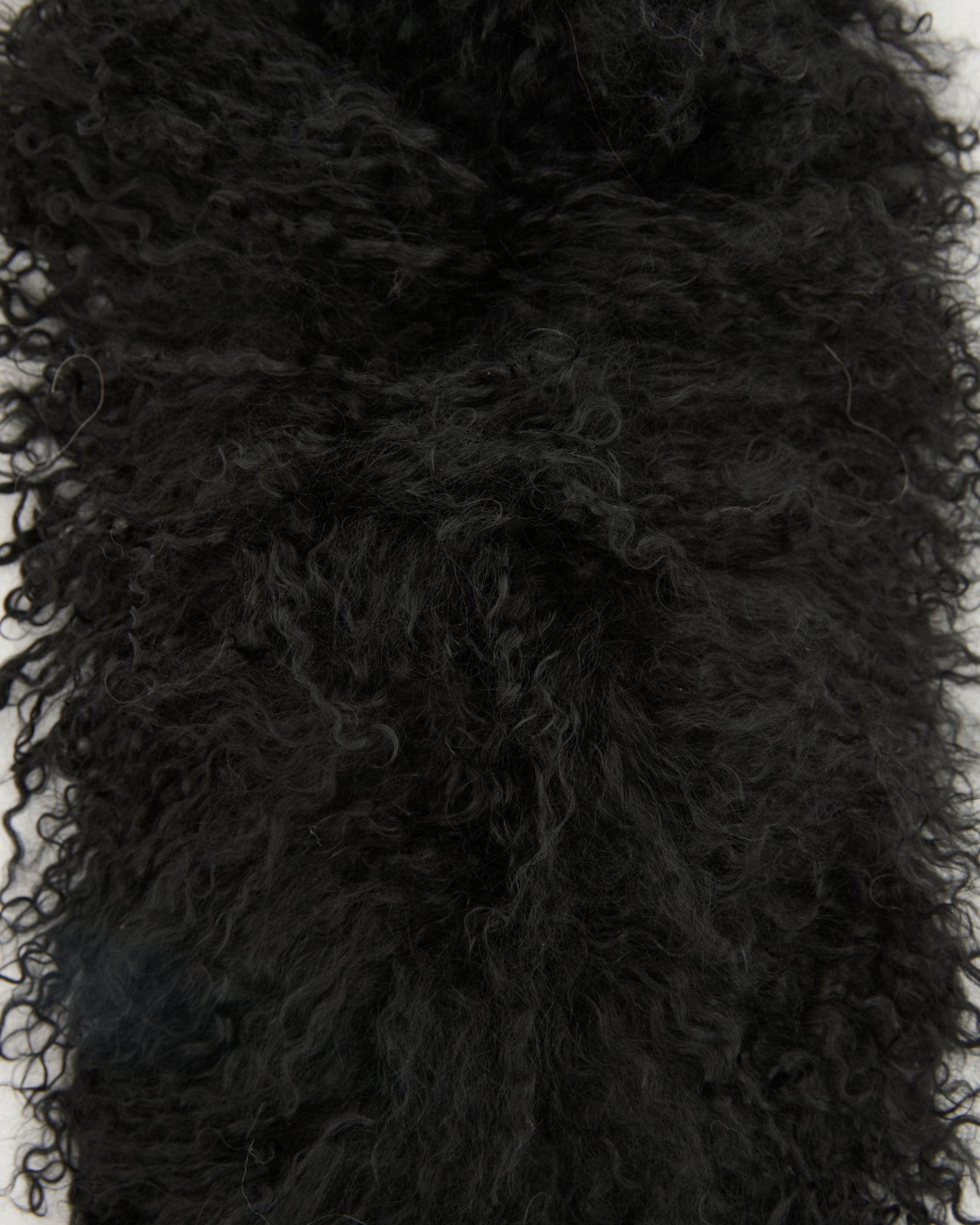 Mongolian shearling scarf - black - Yves Salomon – Yves Salomon US