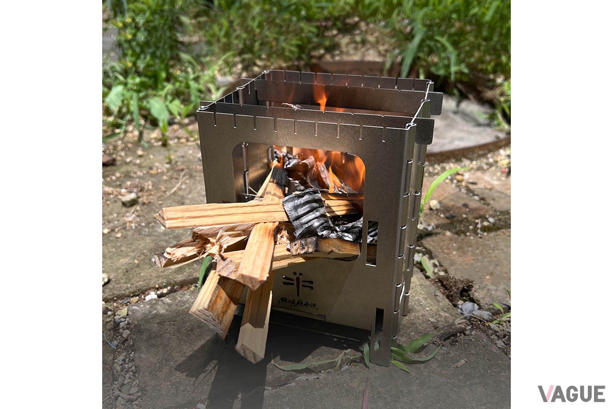 ファイヤーブック チタン 折りたたみ焚き火台 ファイヤーブック チタン