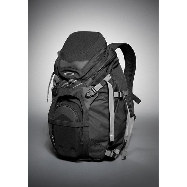 Oakley Toolbox backpack | Classic backpacks | Varuste.net English