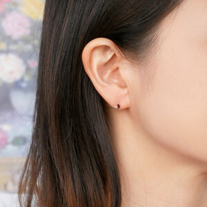 AJAA2418__GN ガーネット ピアス｜ピアス｜ヴァンドーム青山（Vendome