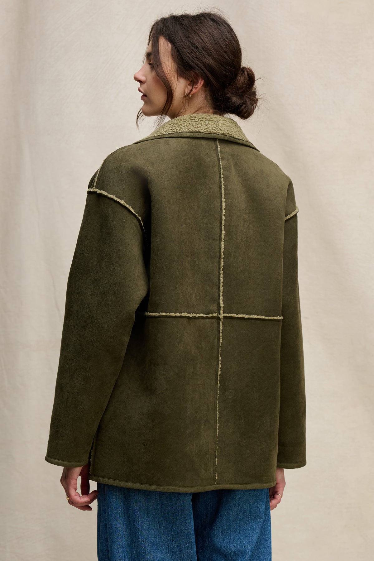 SHONA LUXE SHERPA REVERSIBLE JACKET – Velvet by Graham & Spencer