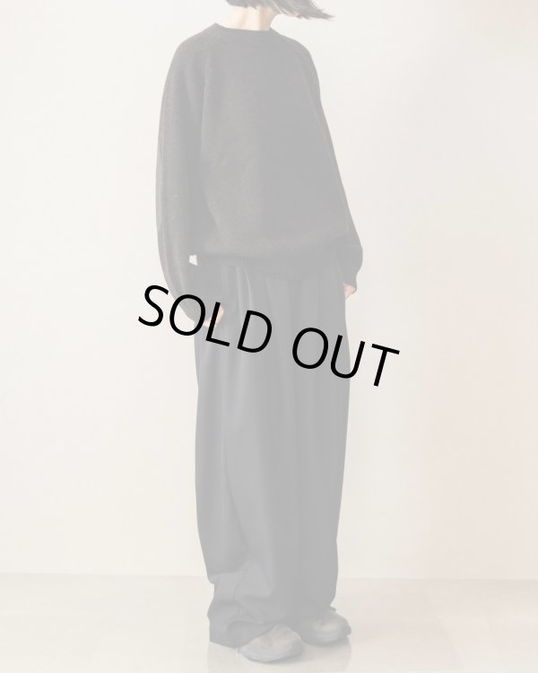 NAHYAT(ナヤット)】“THE CREWNECK SWEATER” Exclusive for VELVET
