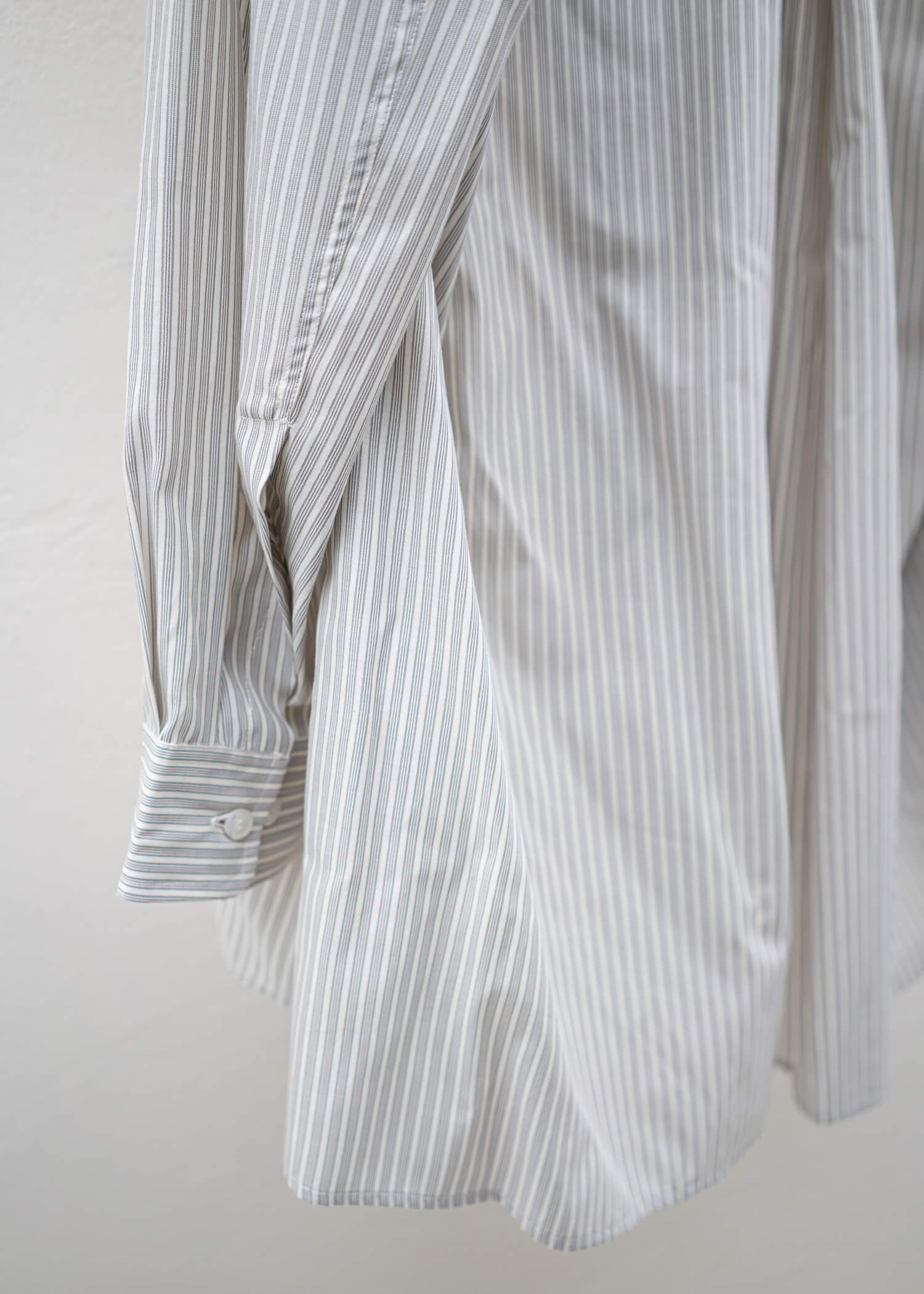 HED MAYNER PLEATED SHIRT COOL GREY PINSTRIPES – VISION OF FASHION
