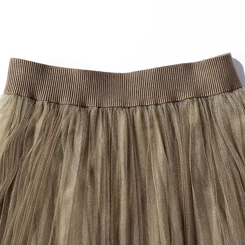 大草直子さん×ファビアナフィリッピ コラボチュールスカート完成