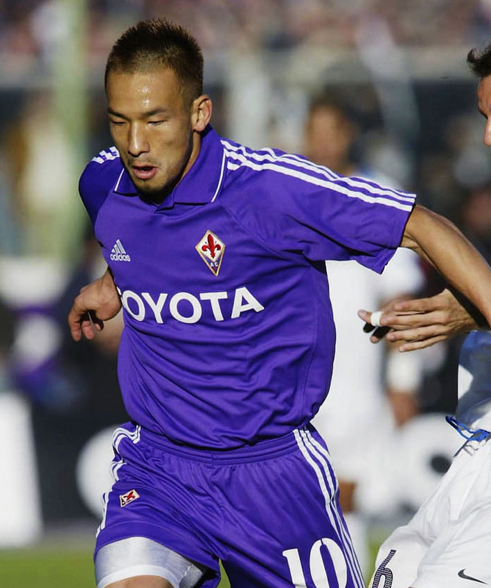 中田英寿、印象に残る「伝説のセリエA時代」ユニフォーム7着（Qoly）