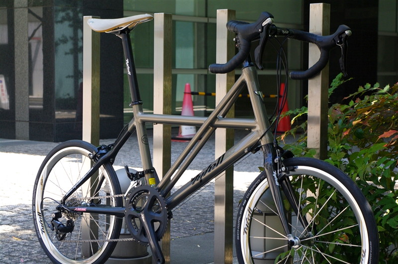 未走行！ Tyrell CSi グレー Shimano 105 未走行！ Tyrell CSi グレー