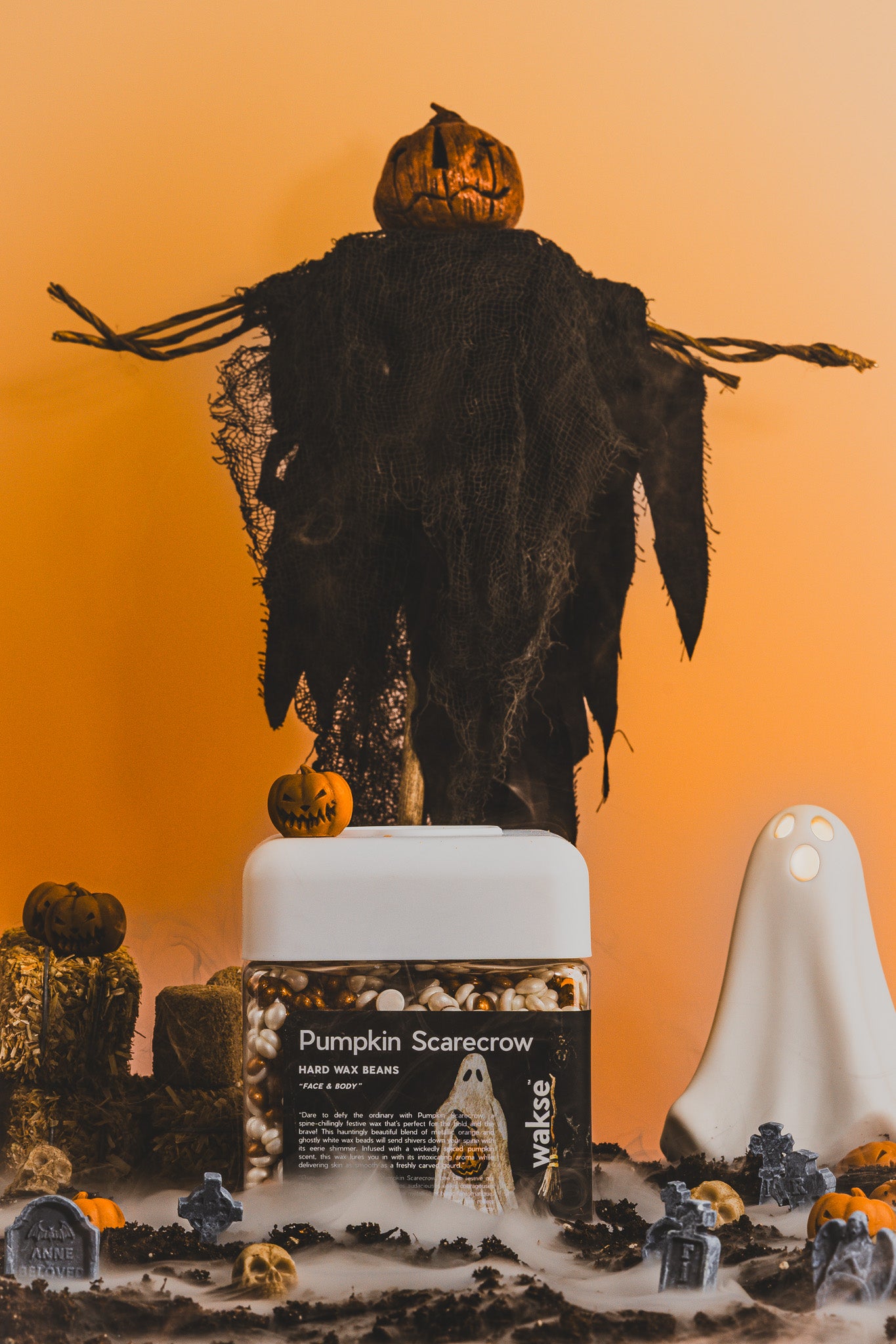 wakse Hard Wax Beans - Pumpkin Scarecrow - Large