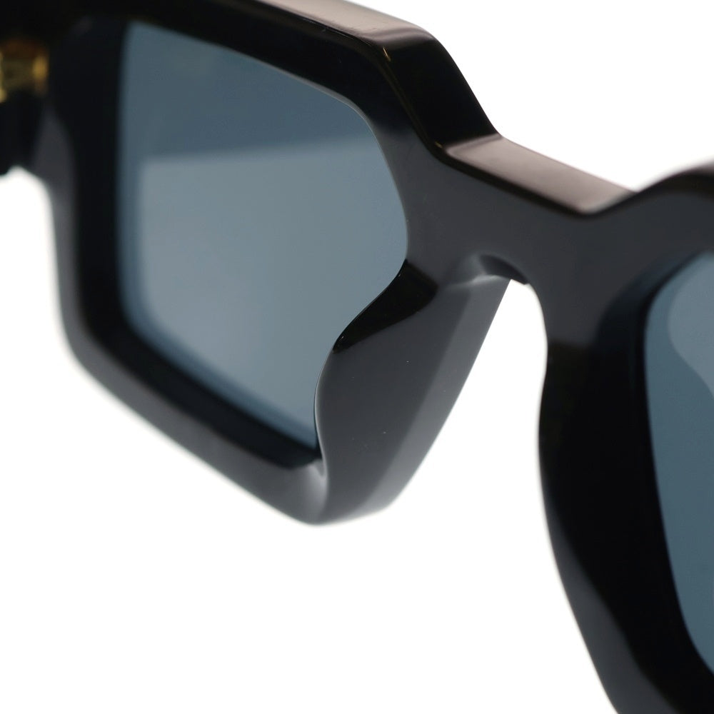 LOUIS VUITTON(ルイヴィトン) LV CLASH SQUARE SUNGLASSES メタルロゴ