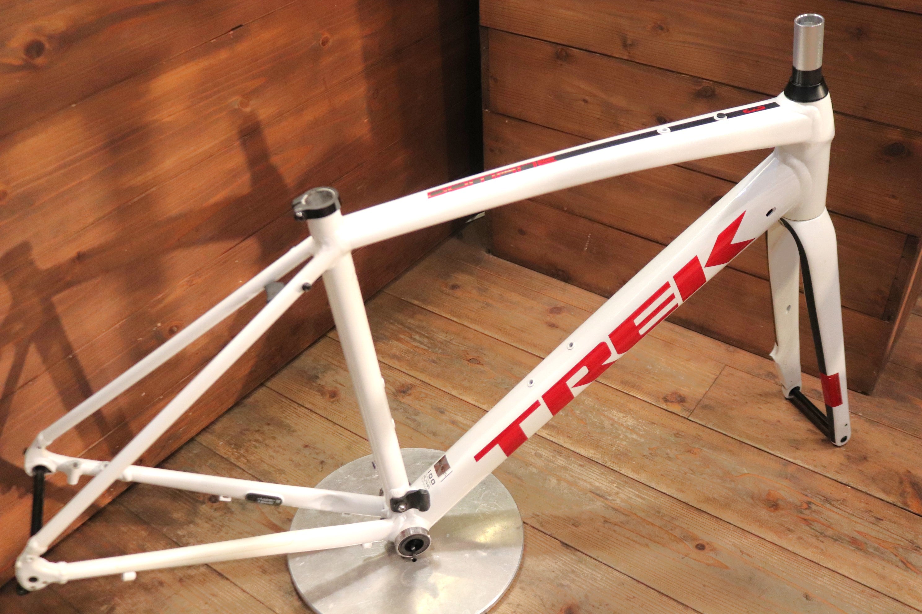 TREK DOMANE AL 105 11sフレームセット サイズ52 TREK DOMANE AL 105