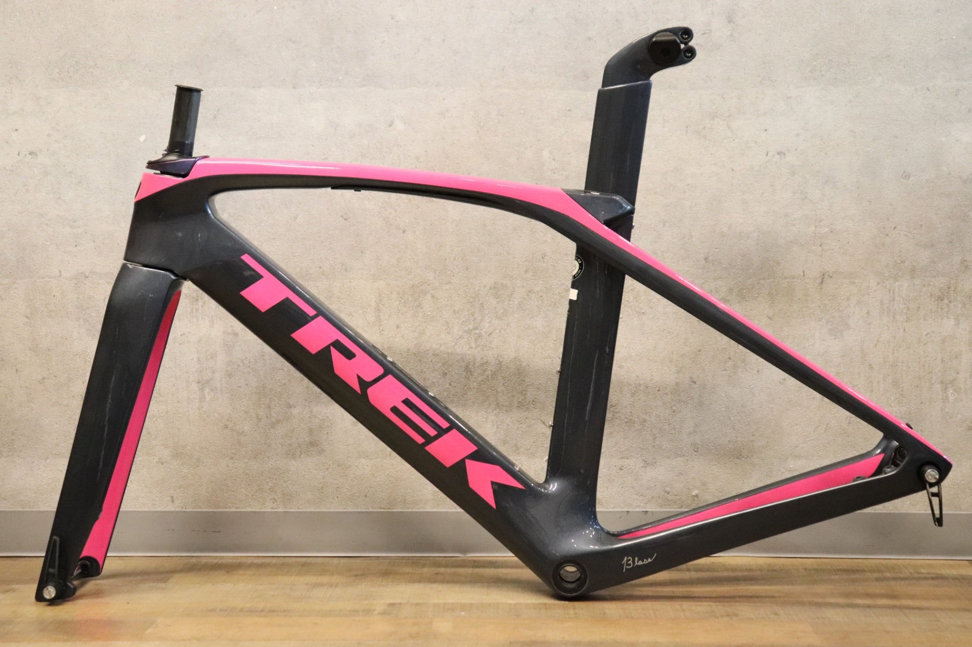 トレック TREK マドン MADONE SLR DISC P1 カーボン ロードバイク