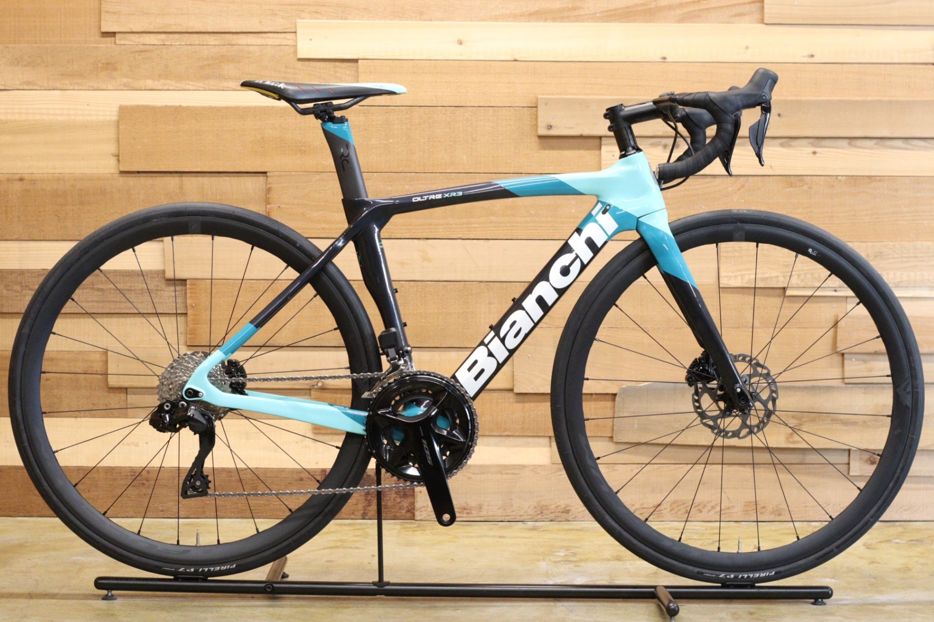 ビアンキ BIANCHI オルトレ OLTRE XR3 DISC 2022 47サイズ 105 R7170