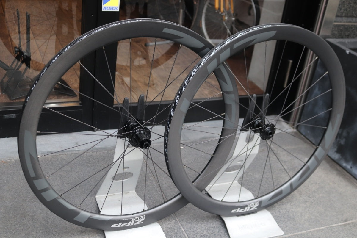 ジップ ZIPP 303S TUBELESS DISC カーボン チューブレス ディスク