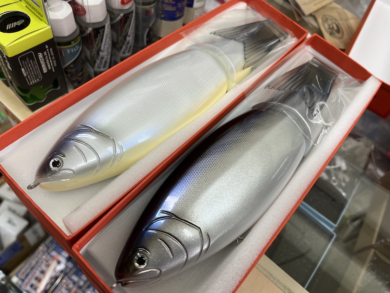 入荷情報】世界最高峰のプレミアムハンドメイドウッドビッグベイト