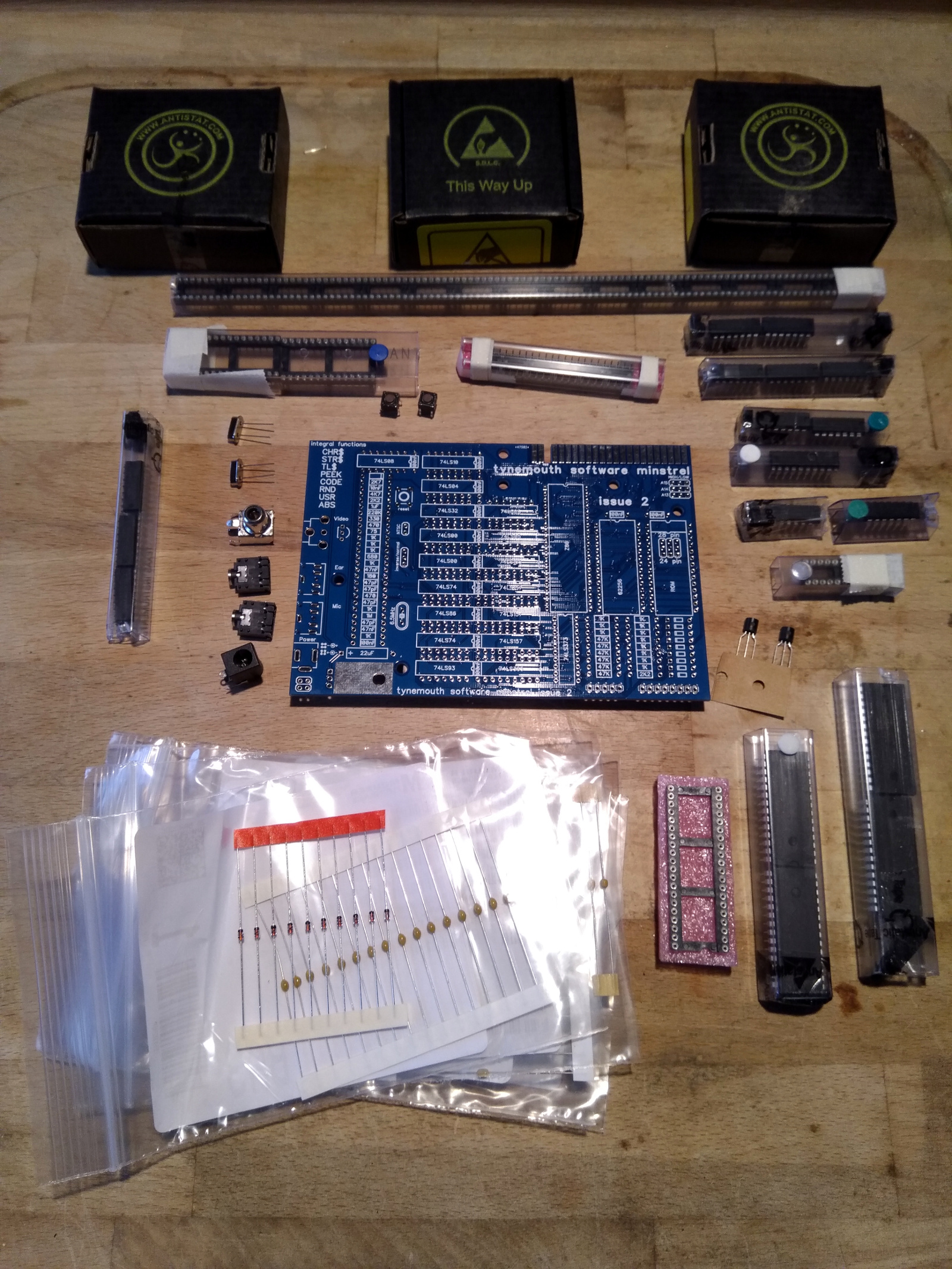 en:sinclair-zx80-klon [Vintage Computing Festival Berlin 2020]