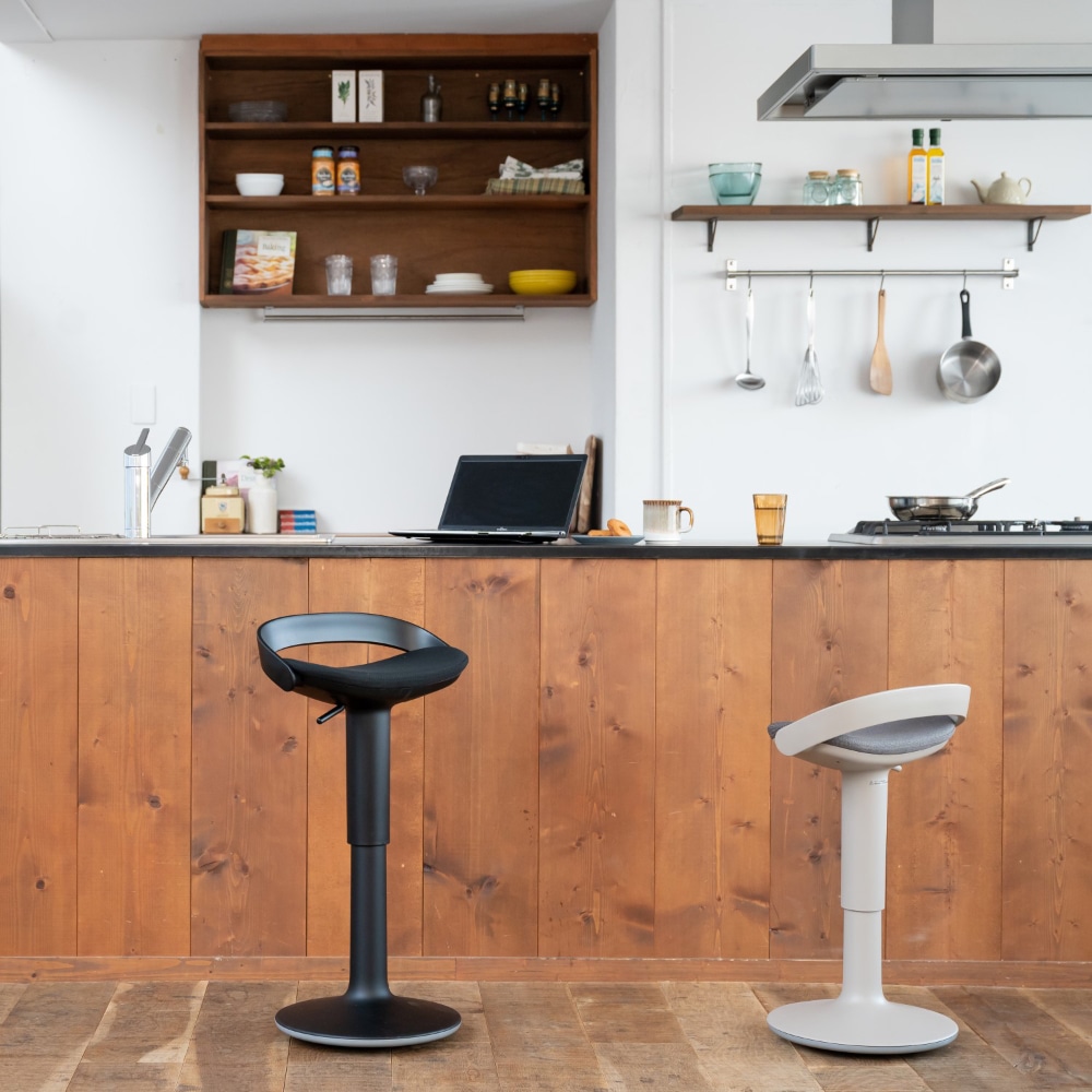 Join ジョイン／本体ブラック／座ペールテラコッタ