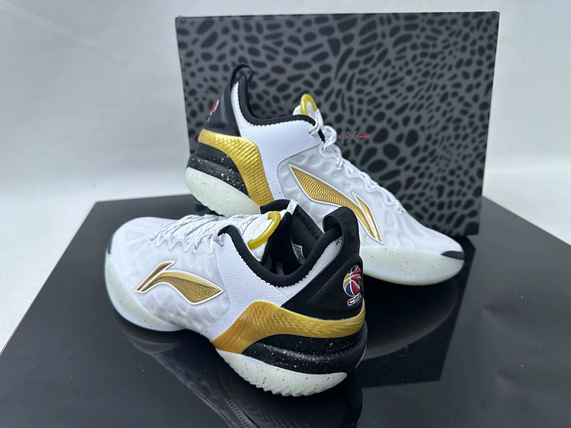 Li-Ning YuShuai 19 CBA League PE “White Black Gold” Basketball