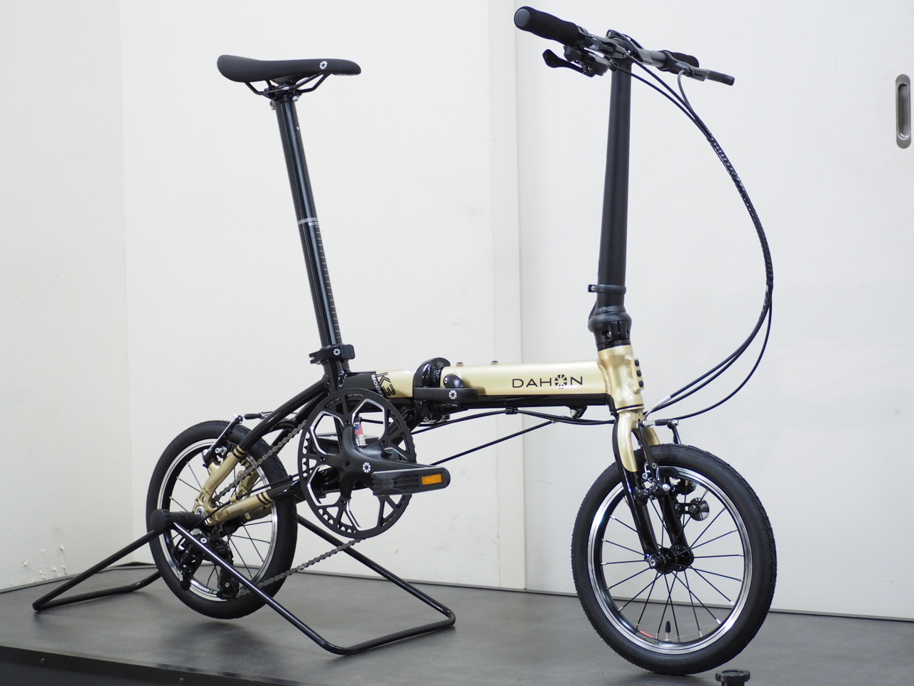 DAHON(ダホン) K3 2024年モデル | サイクルショップカンザキ吹田店