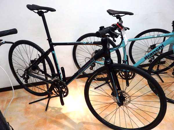 BIANCHI ROMA2(ビアンキ ローマ2) シマノSORA完成車 2016年モデル