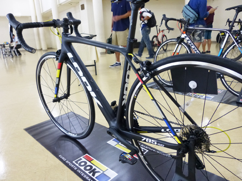 LOOK 2018 ROADBIKE 785 HUEZ SHIMANO 105 ルック ヒュエズ 完成車