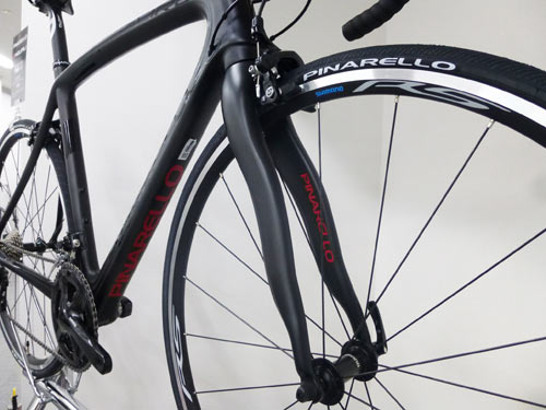 PINARELLO ROADBIKE ANGLIRU 2020